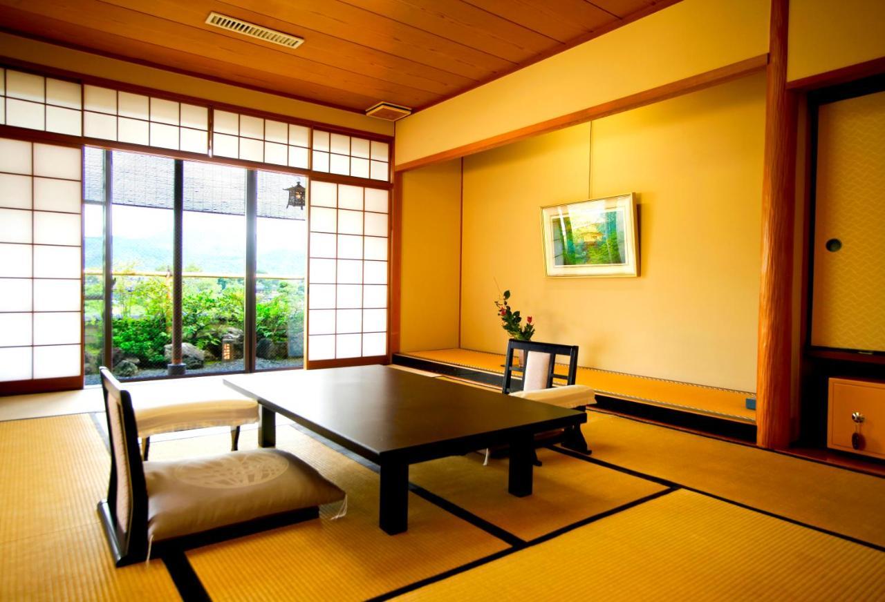 Kyoto Arashiyama Onsen Ryokan Togetsutei Dış mekan fotoğraf
